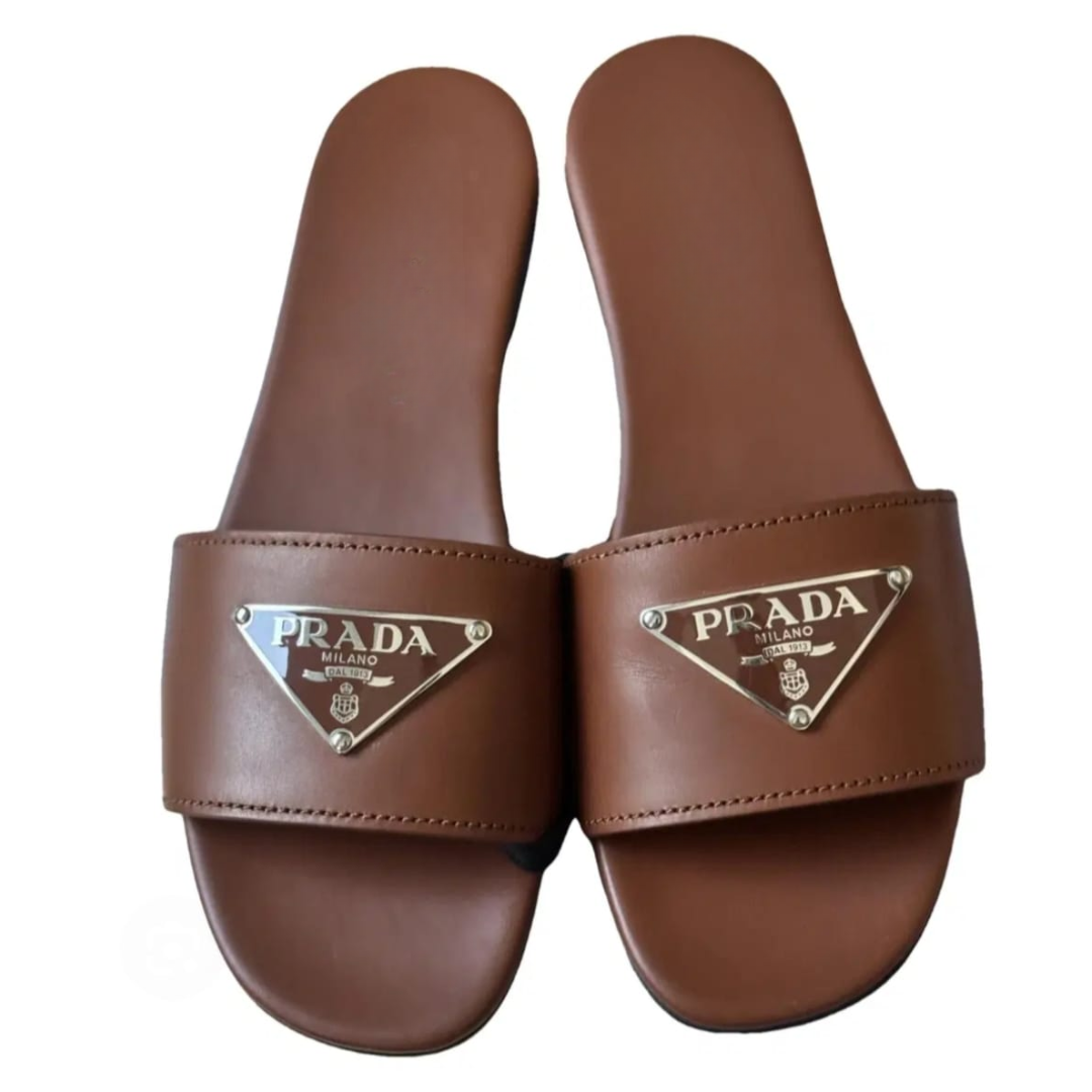 Luxury Metal Detail Open-Toe Flat Sandals