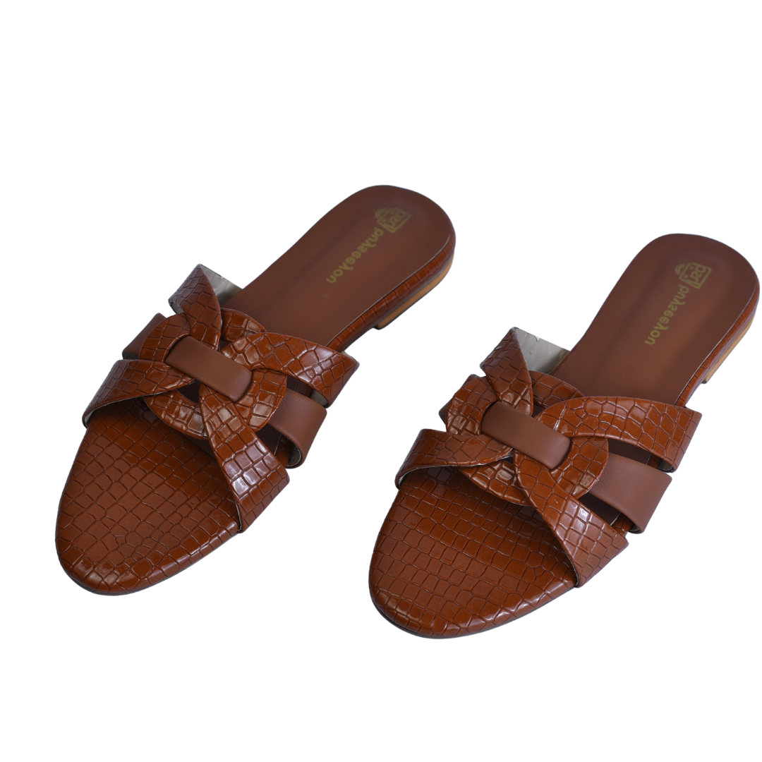 Open-toe style flat sandal with premium quality